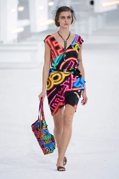 Look 33